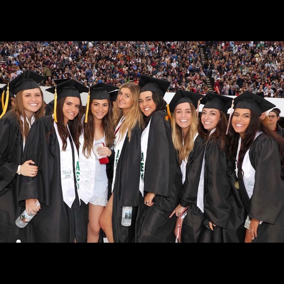 Meet your Posher, Rachel - Picture 4 of 4